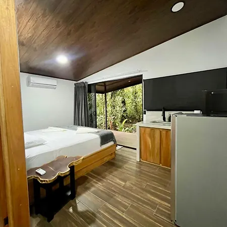 Arenal Rocks Villa